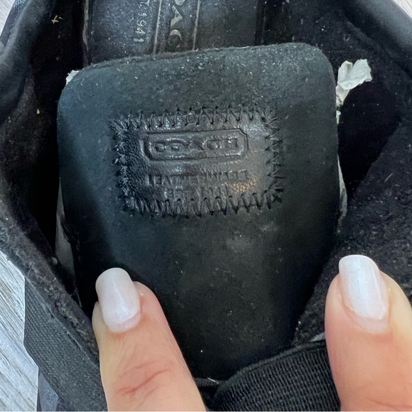 Coach Kyrie Monogram Fabric and Suede Velcro Strap Sneakers Gray size 7 - Picture 3 of 7